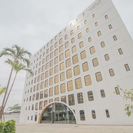 Justice Hotel Bangkok Exterior photo